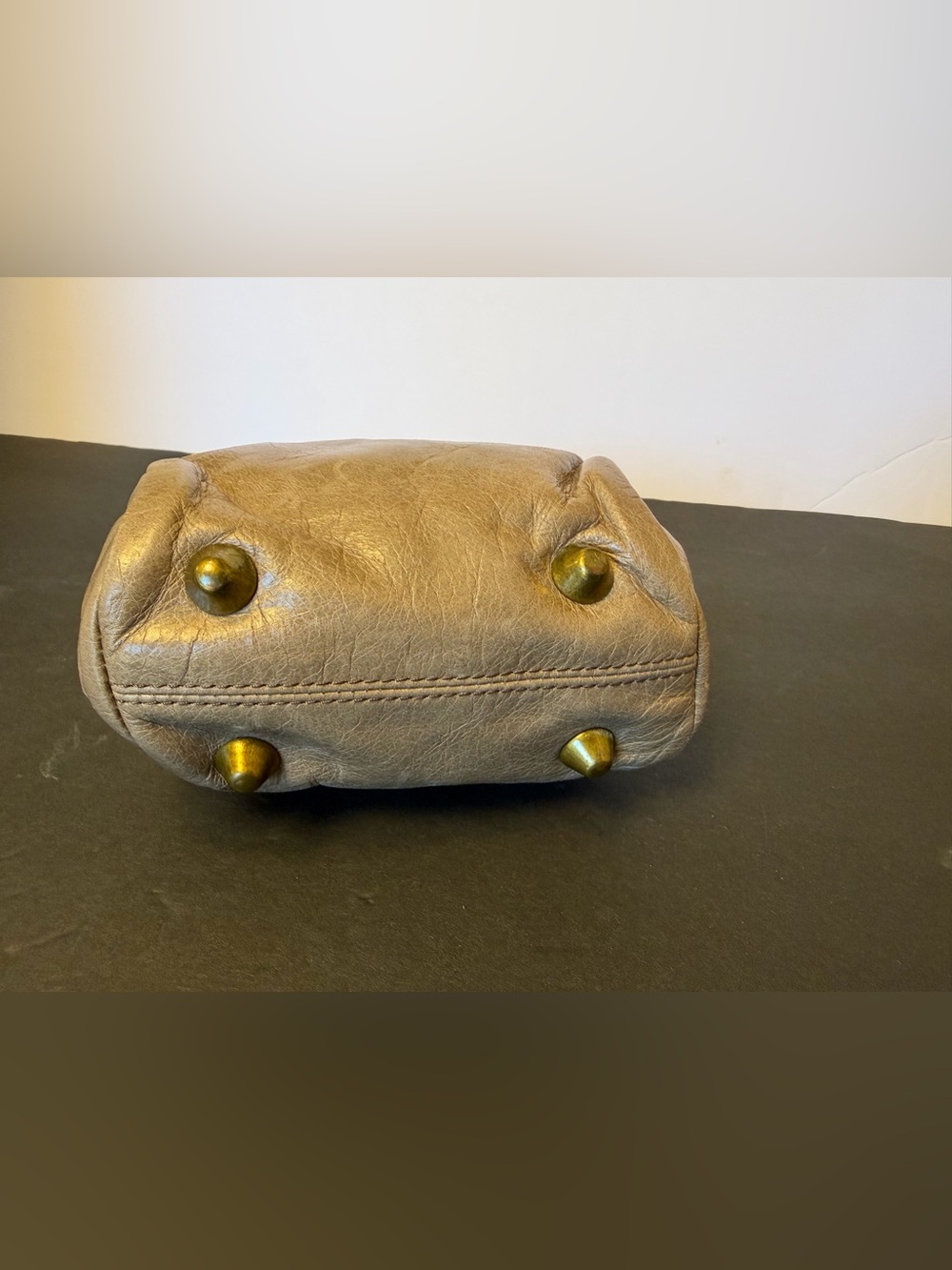 HOBO International Blanche Mini Satchel Taupe Pewter Ball Clasp No Strap - Picture 4 of 14